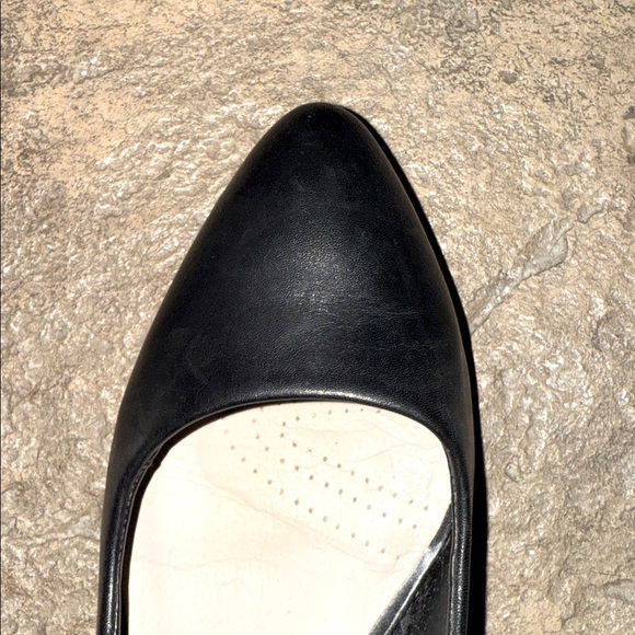 Clark’s Blissful Cloud Court Heel - Picture 2 of 2